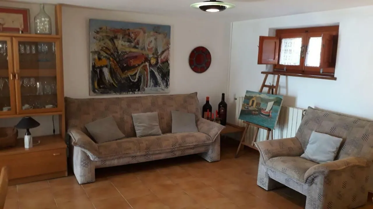 La villetta bianca Corsanico-Bargecchia Italia